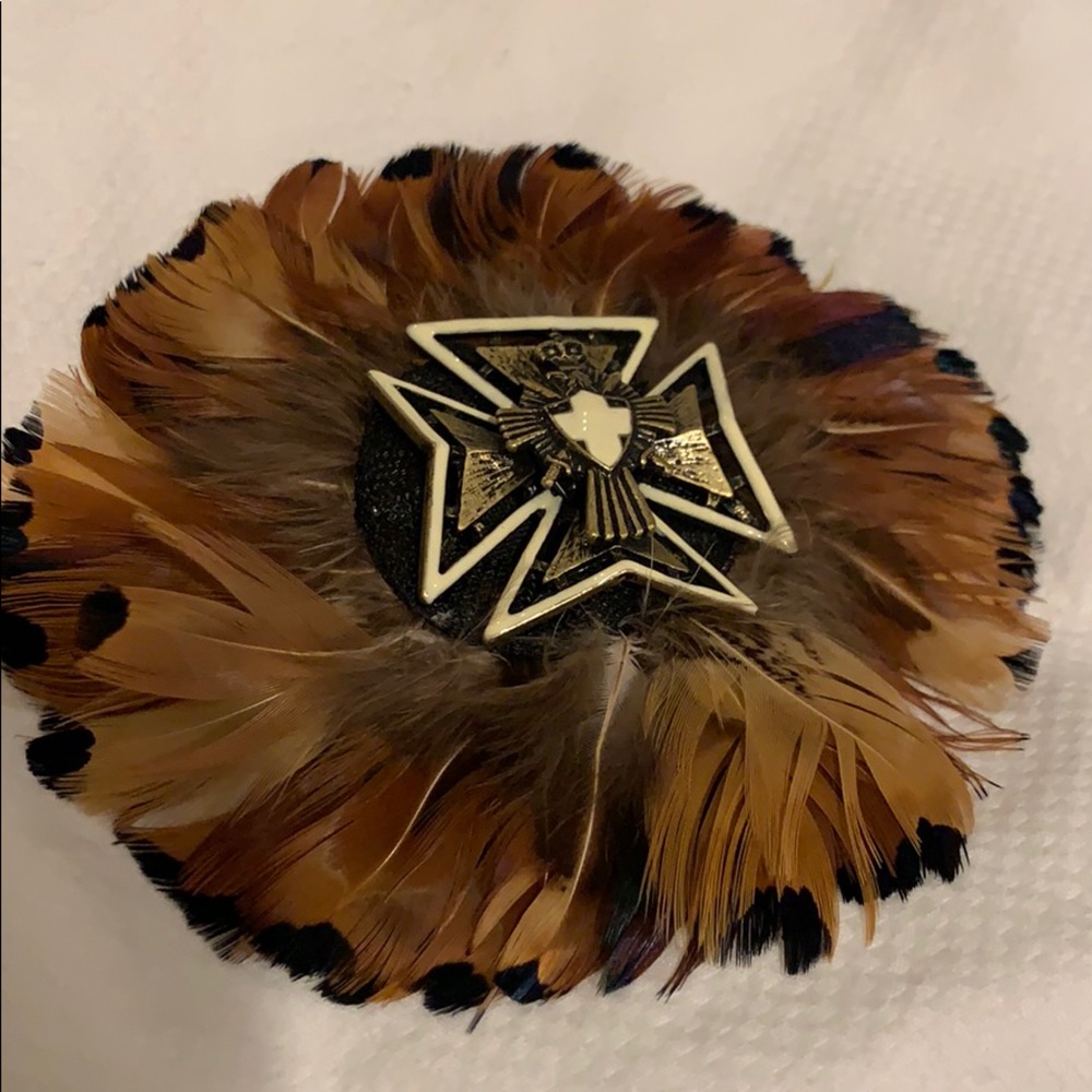 Brooch